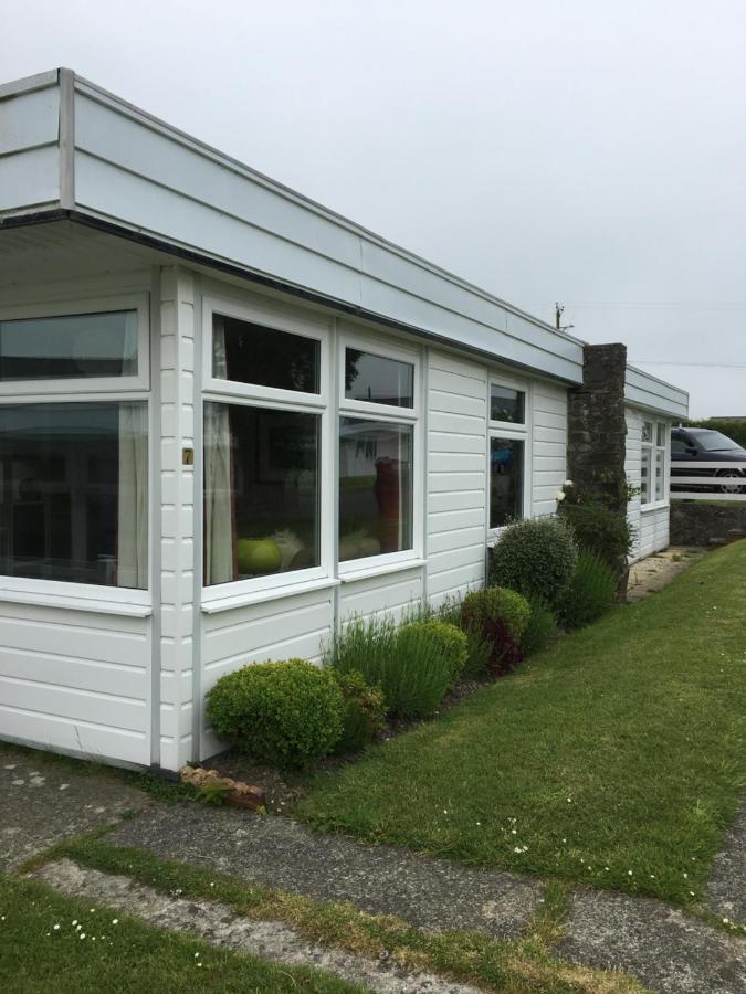 Coastal Cabin Chalet Roch ภายนอก รูปภาพ