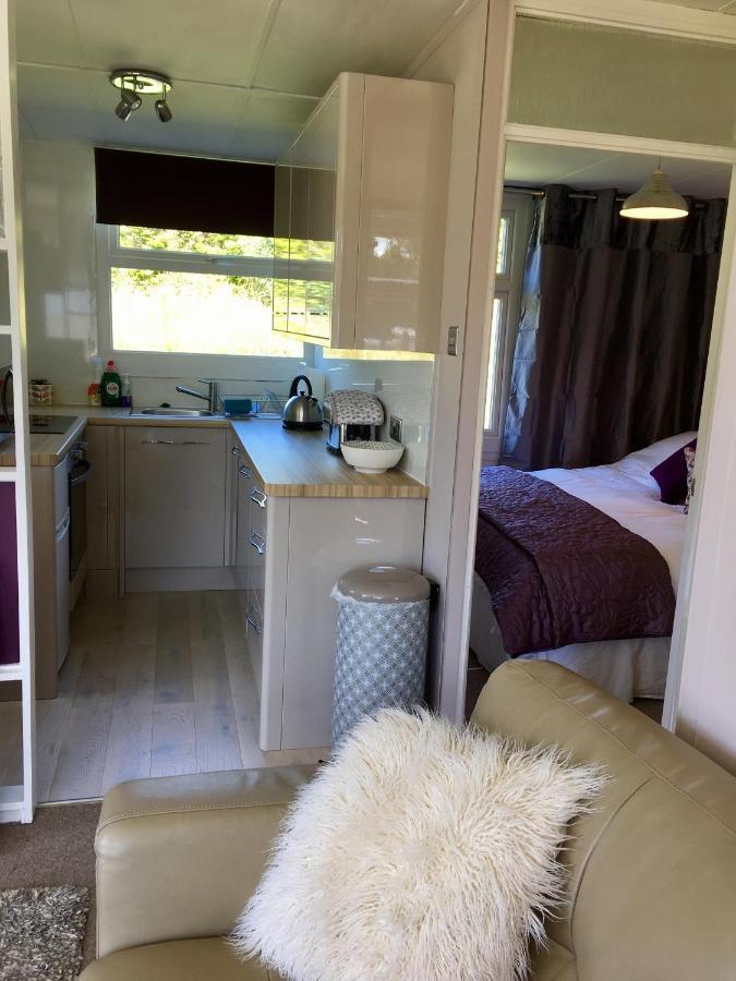 Coastal Cabin Chalet Roch ภายนอก รูปภาพ