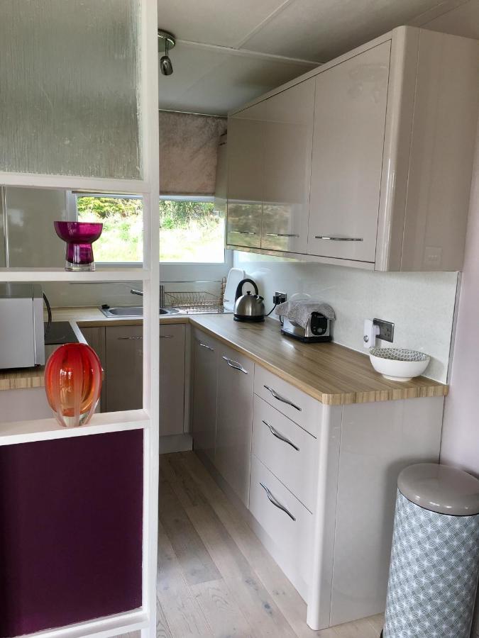 Coastal Cabin Chalet Roch ภายนอก รูปภาพ
